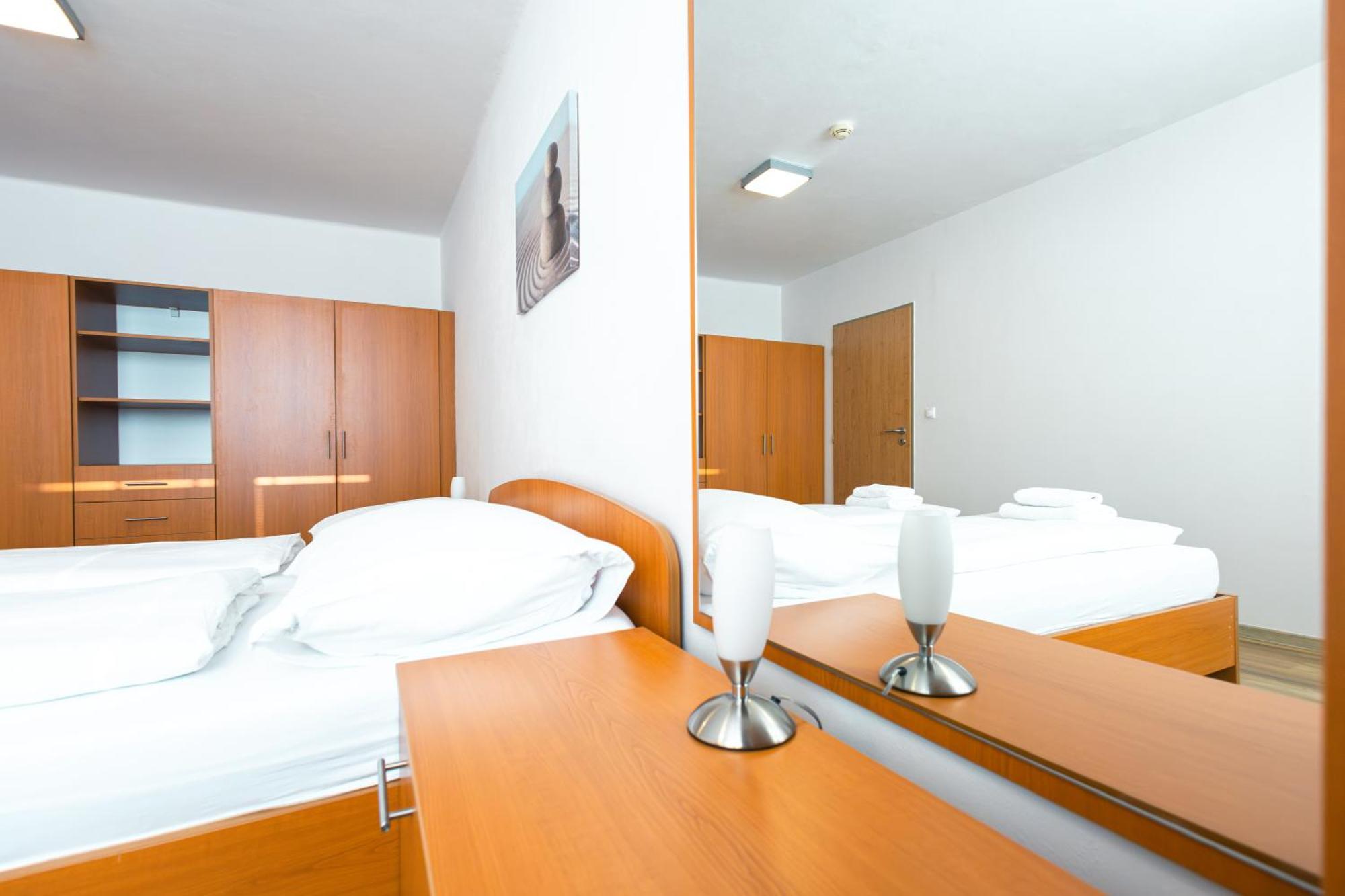 Hotel Garni Vsb Острава Экстерьер фото